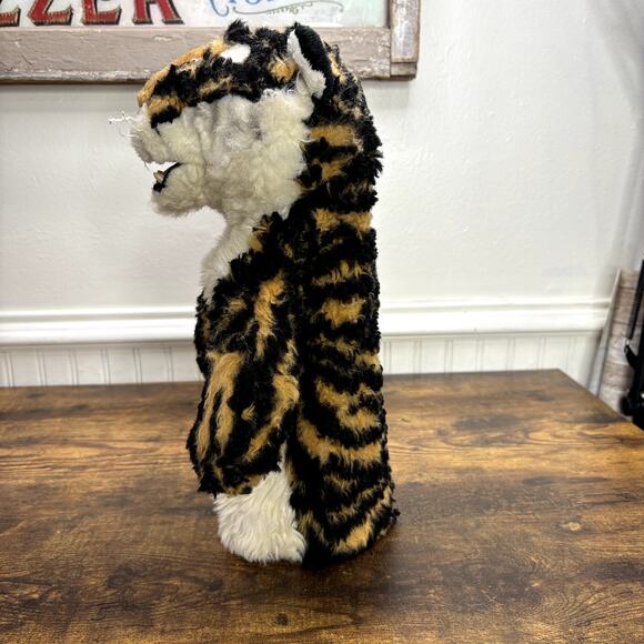 Folkmanis Tiger Stage Hand Puppet 13" Plush Stuffed Animal Toy Theater RARE - Picture 2 of 14